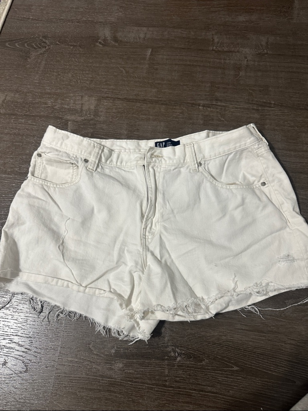GAP White Distressed Women's Denim Cutoff Shorts